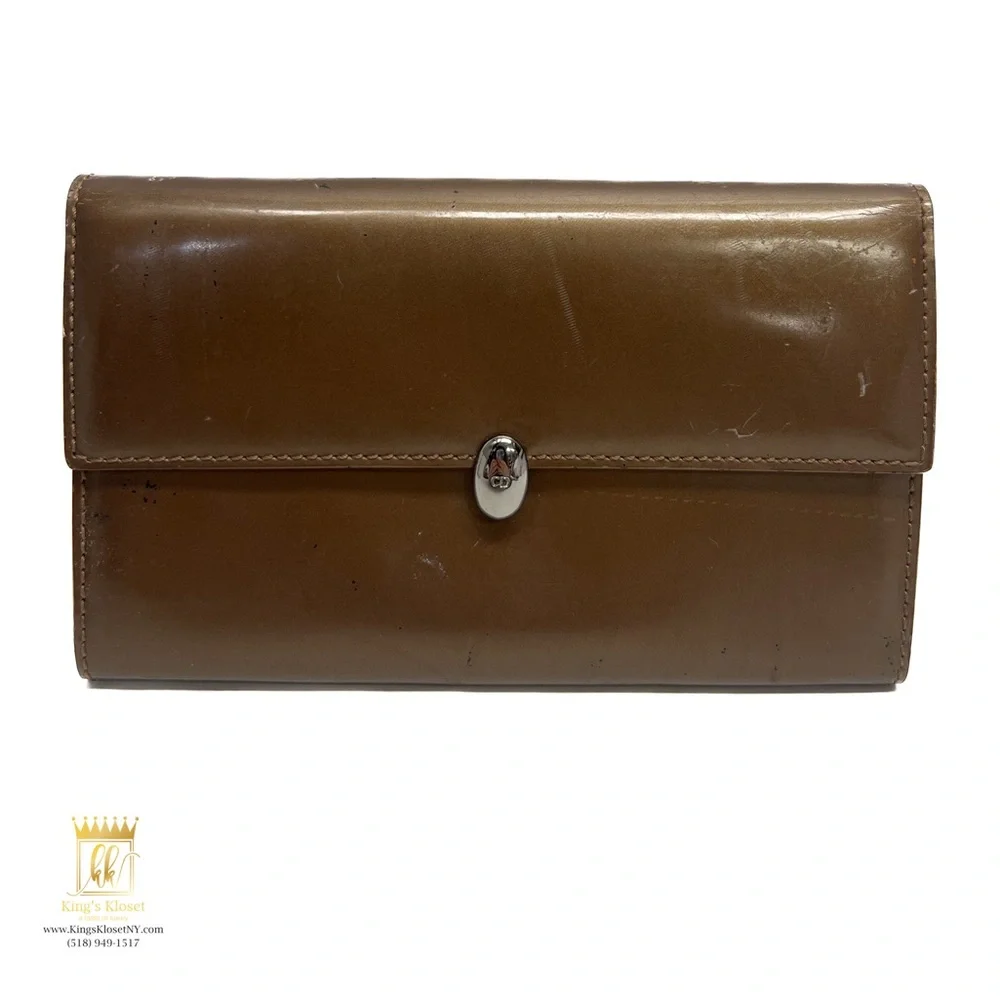 Christian Dior patent wallet